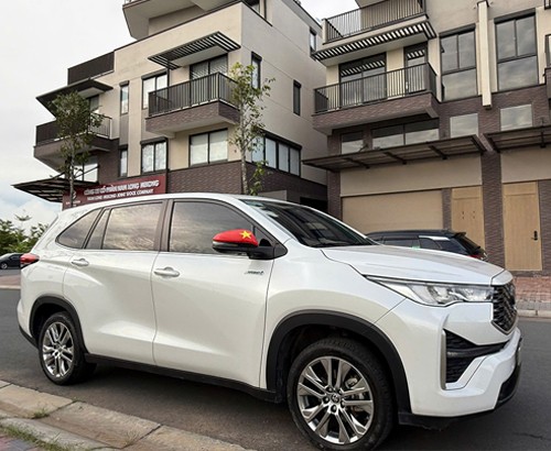 Innova Cross